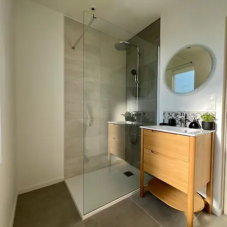 T2 Hyper Centre De Denis De Pile Апартаменты